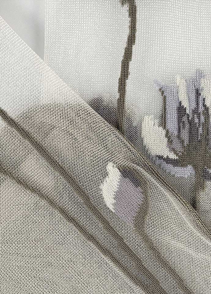 靜謐花影透紗不對稱設計中長襪